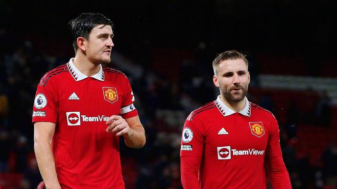 能感到他对 能感到他对